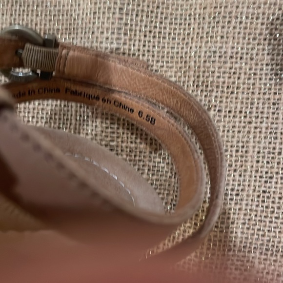 Lucky Penny floral sandal - Picture 5 of 7